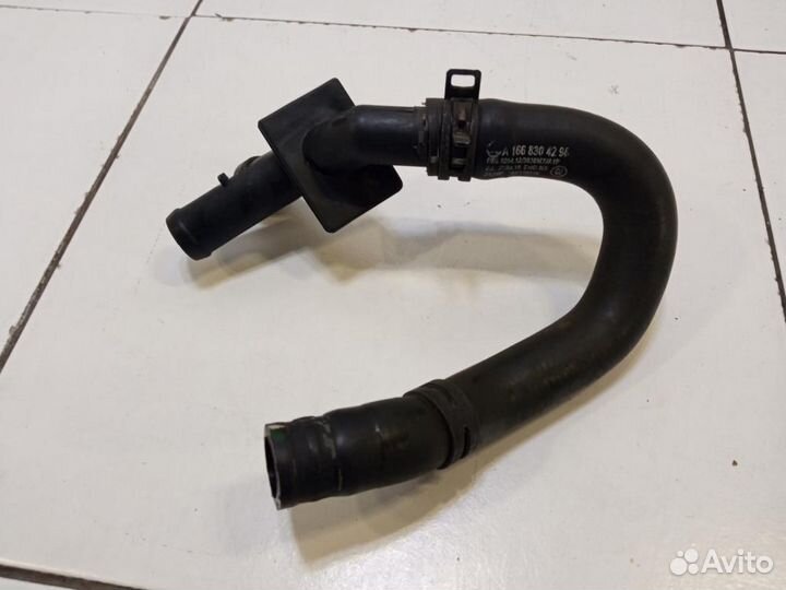 Шланг системы охлаждения Mercedes-Benz M-Class ML