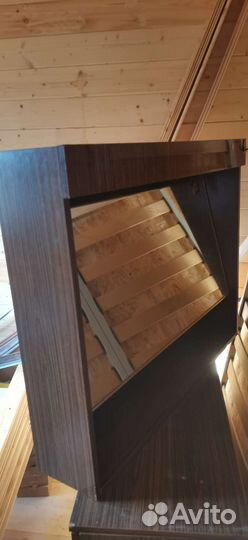 Зеркало с полкой бу