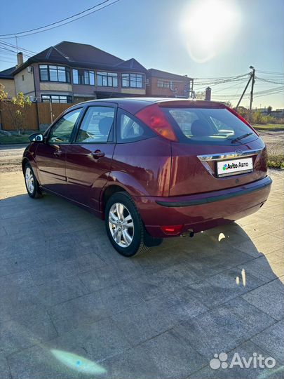 Ford Focus 1.6 МТ, 2004, 200 000 км