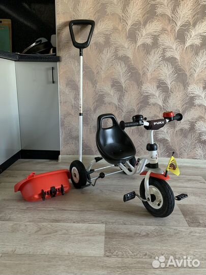 Трехколесный велосипед Puky с ручкой