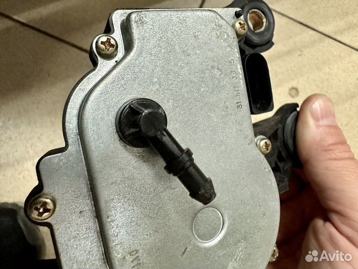 Мотор заднего стеклоочистителя Golf 5