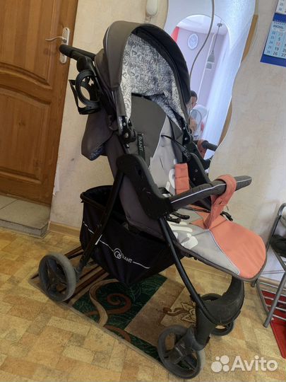 Прогулочная коляска