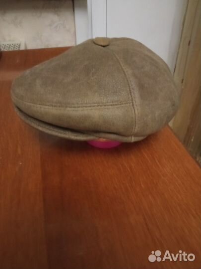 Женский норковый берет, мужские шапки