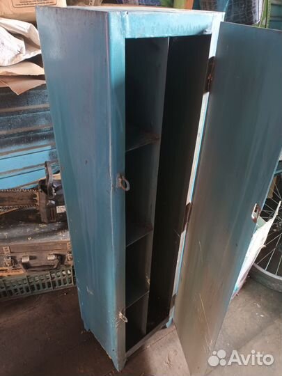 Продам сейф