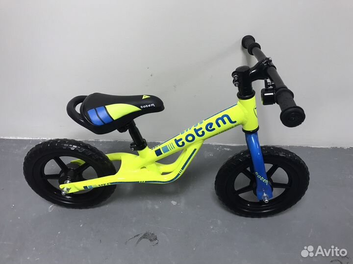 Беговел Детский Totem T16B906-12 алюминиевая рама