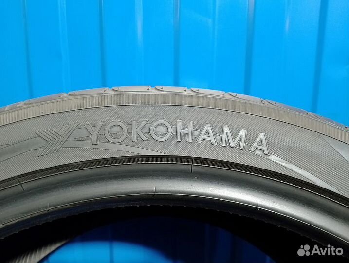 Yokohama Advan Sport V103 295/35 R21