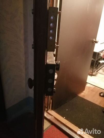 Дверь входная металлическая