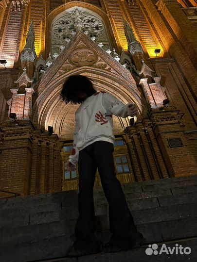 Свитшот tene lucem (XL)