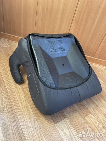 Детский бустер автомобильный