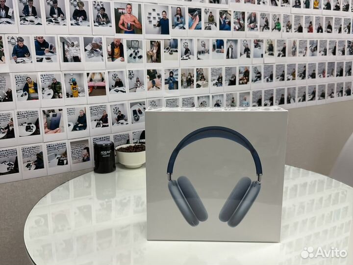 AirPods Max Sky Blue