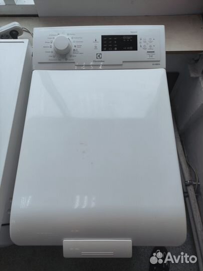 Вертикальной загрузки стиральная машина Electrolux