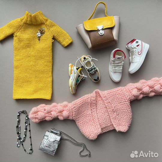 Одежда и аксессуары для кукол