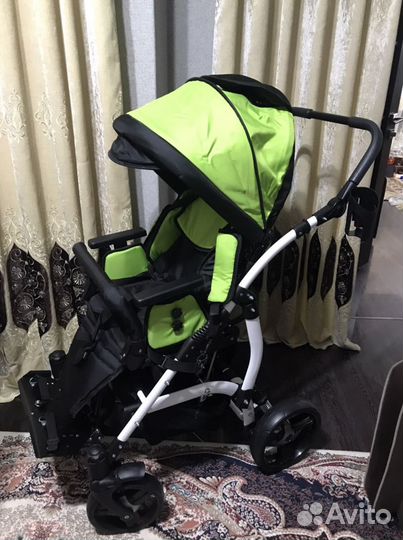 Коляска для детей с дцп
