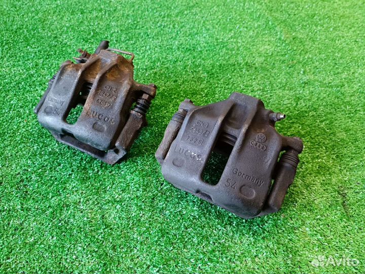 Передние суппорта Пассат Б5 Ауди А6 с5