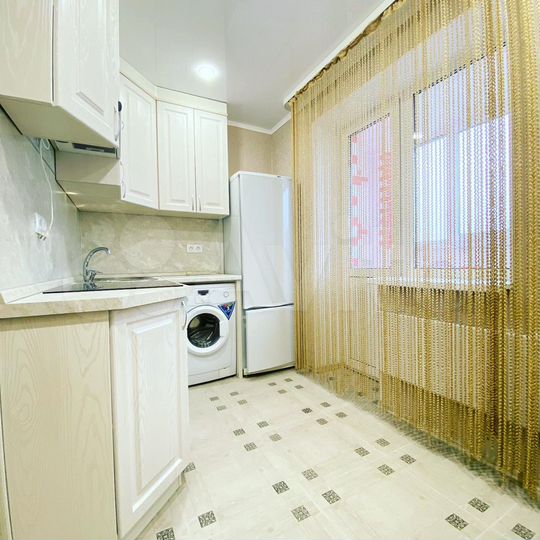 1-к. квартира, 40 м², 8/9 эт.
