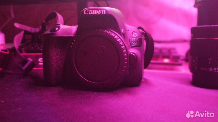 Canon eos 200d kit