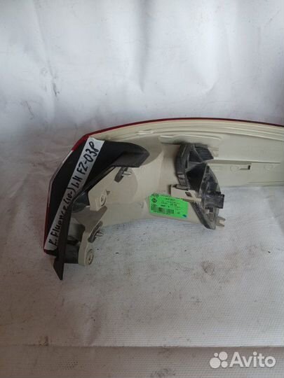 Фонарь задний левый Renault Fluence