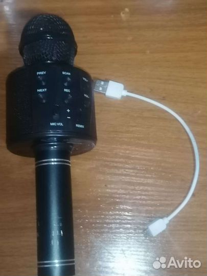 Продам микрофон Bluetooth