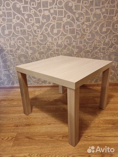 Журнальный столик