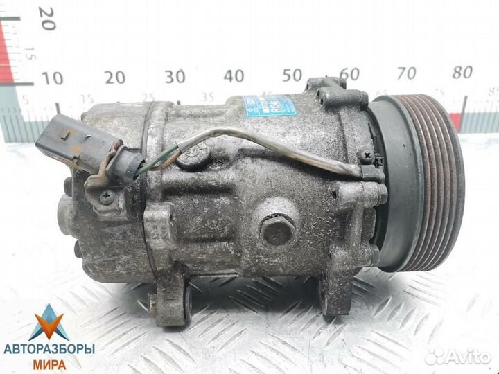 Компрессор кондиционера Volkswagen Golf 4 2002