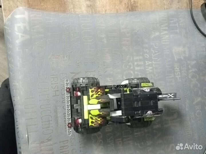 Внедорожник (машинка) из лего