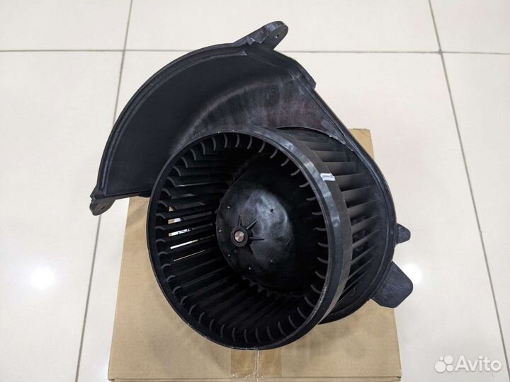 Мотор отопителя master III / kangoo II