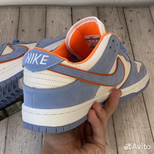 Кроссовки Nike SB Dunk Low Pro 