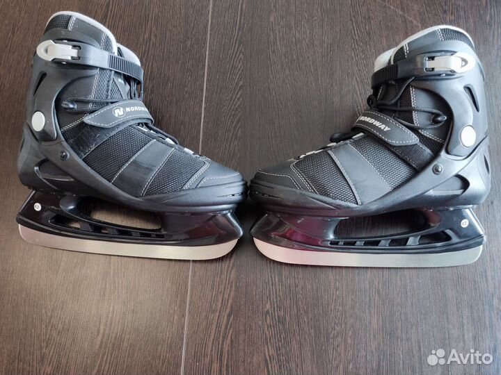 Коньки мужские 42 размер новые