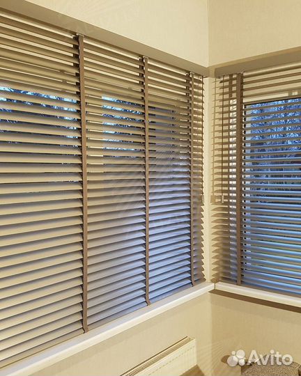 Алюминиевые горизонтальные жалюзи