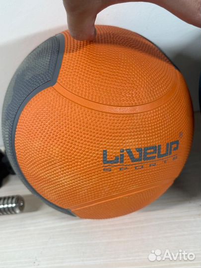 Медицинбол LiveUp 3 кг