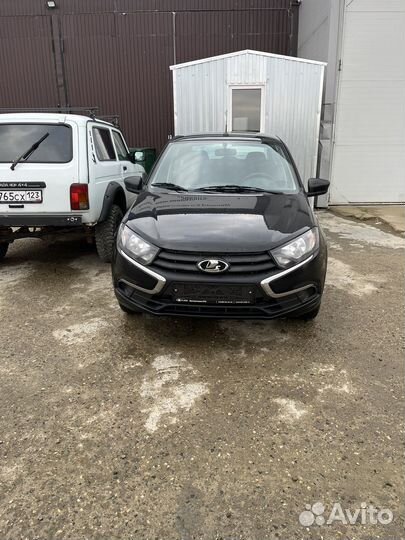 LADA granta