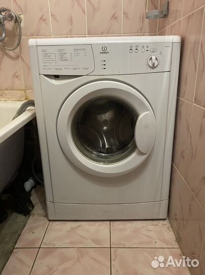 Стиральная машина indesit