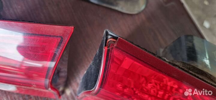 Фонарь правый в крышку Subaru Tribeca 2004-2007