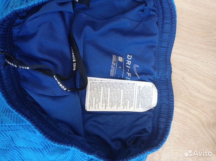 Плавательные шорты Nike размер L