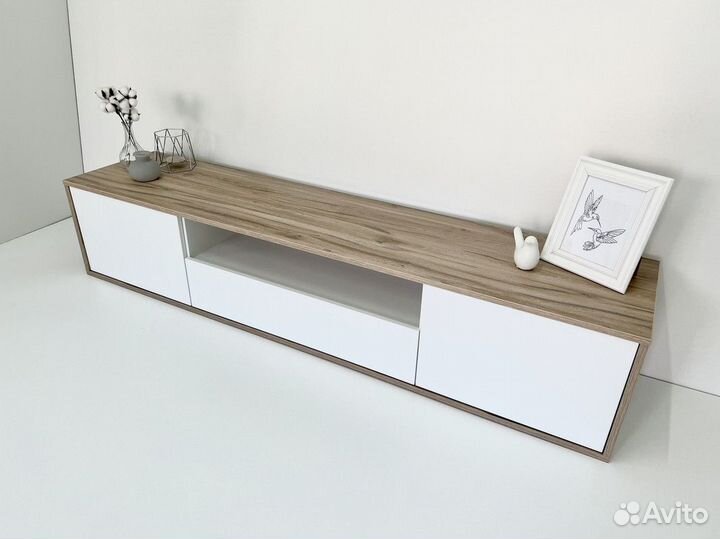 Современная тумба под тв с ящиками
