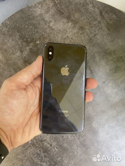 iPhone X, 64 ГБ
