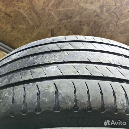 Michelin Latitude Sport 3 255/45 R20 и 285/40 R20