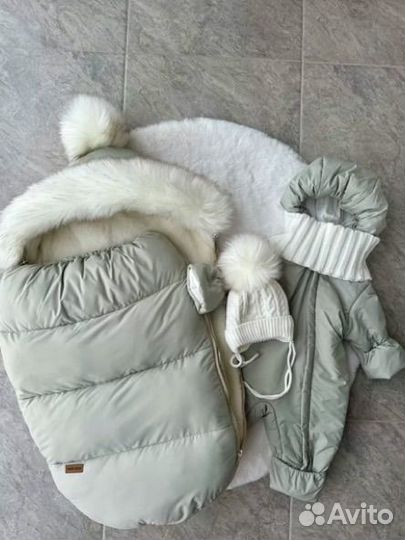 Зимний конверт в коляску с комбинезоном