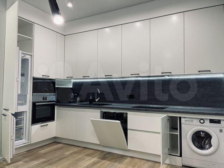 2-к. квартира, 67 м², 3/19 эт.