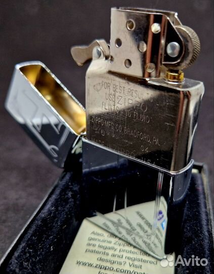 Зажигалка Zippo Cross