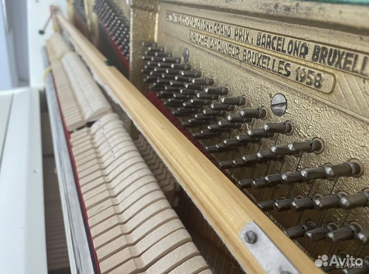 Пианино петроф petrof opera