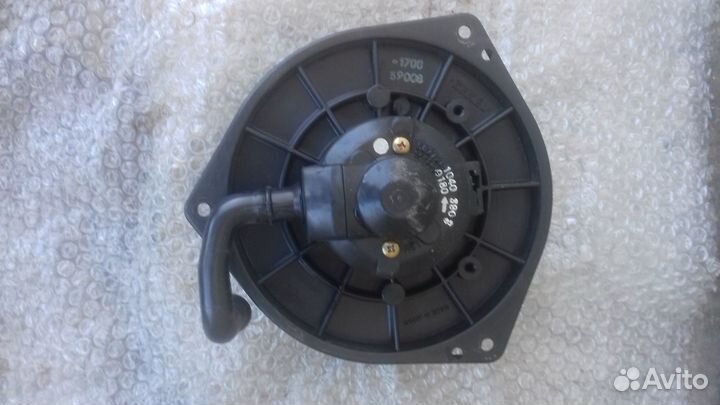 Митсубиси Лансер 9 мотор печки