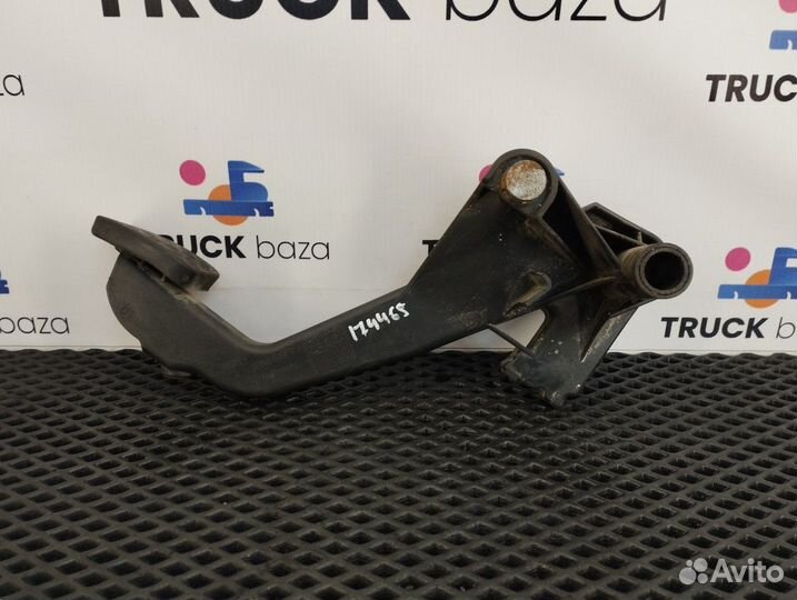 9402900216 Педаль сцепления камаз 5490