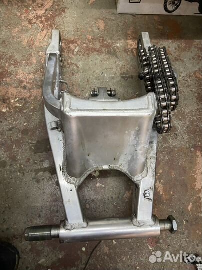 Maятник suzuki gsx750r k1-k2