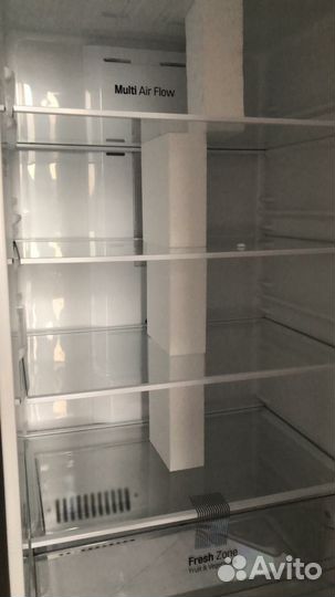 Холодильник новый