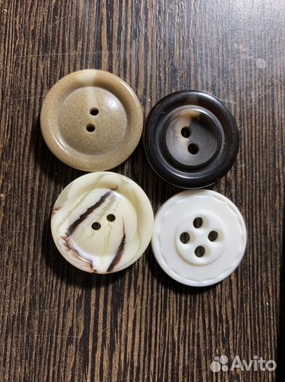 Пуговицы