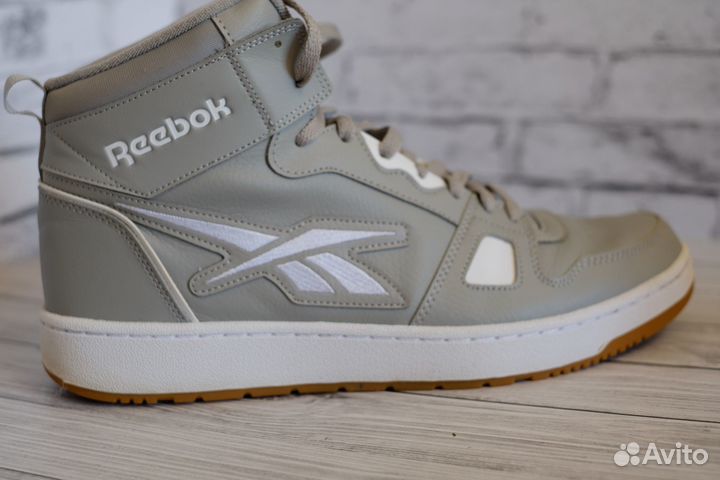 Reebok Resonator Mid 13US