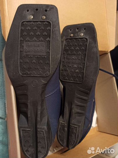 Лыжные ботинки 39 размер
