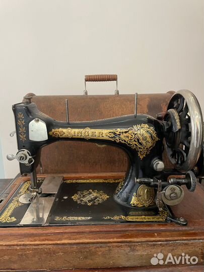 Швейная машина Singer