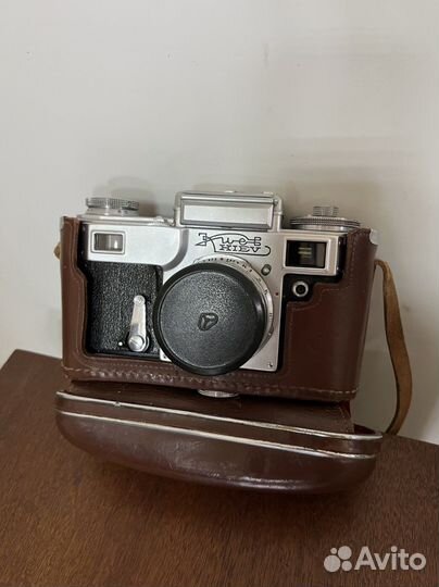 Фотоаппараты СССР. Зенит В, Киев, Зоркий-10